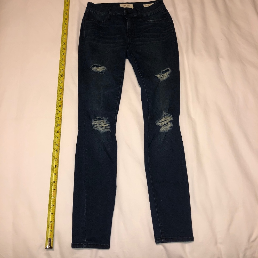 Jeans with Hoels